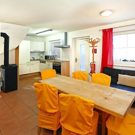 Terraced Oliver, Laengenfeld Apartment